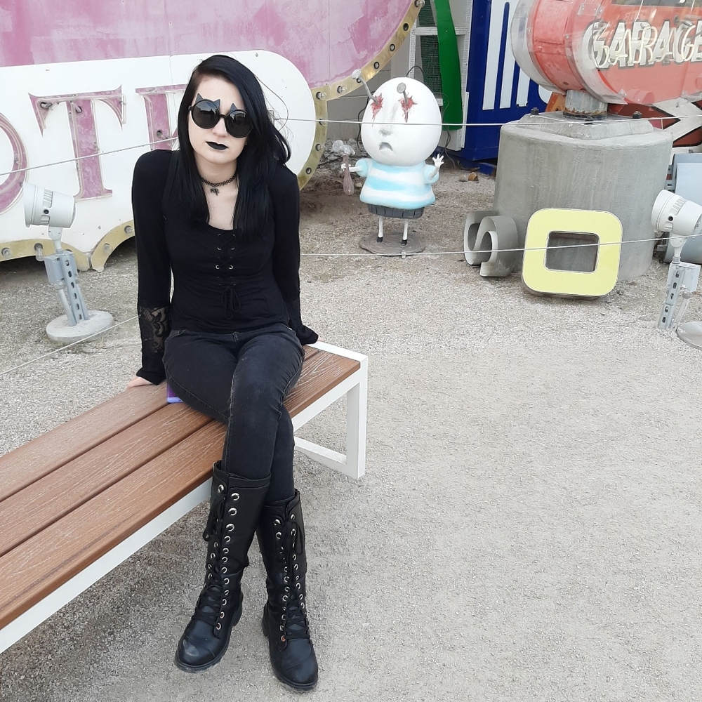 Meet your Posher, Emily